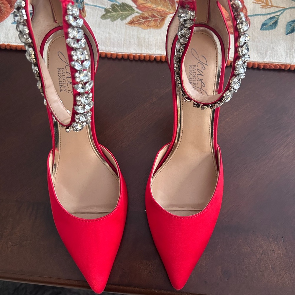 Jewel Badgley Mischka Red Heels with Rhinestone Accents size 10